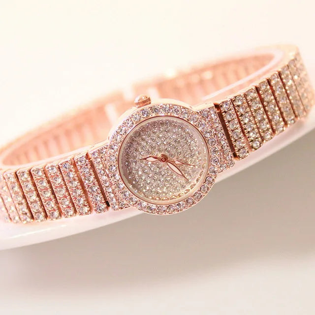 FeminineGlow Diamond Watch