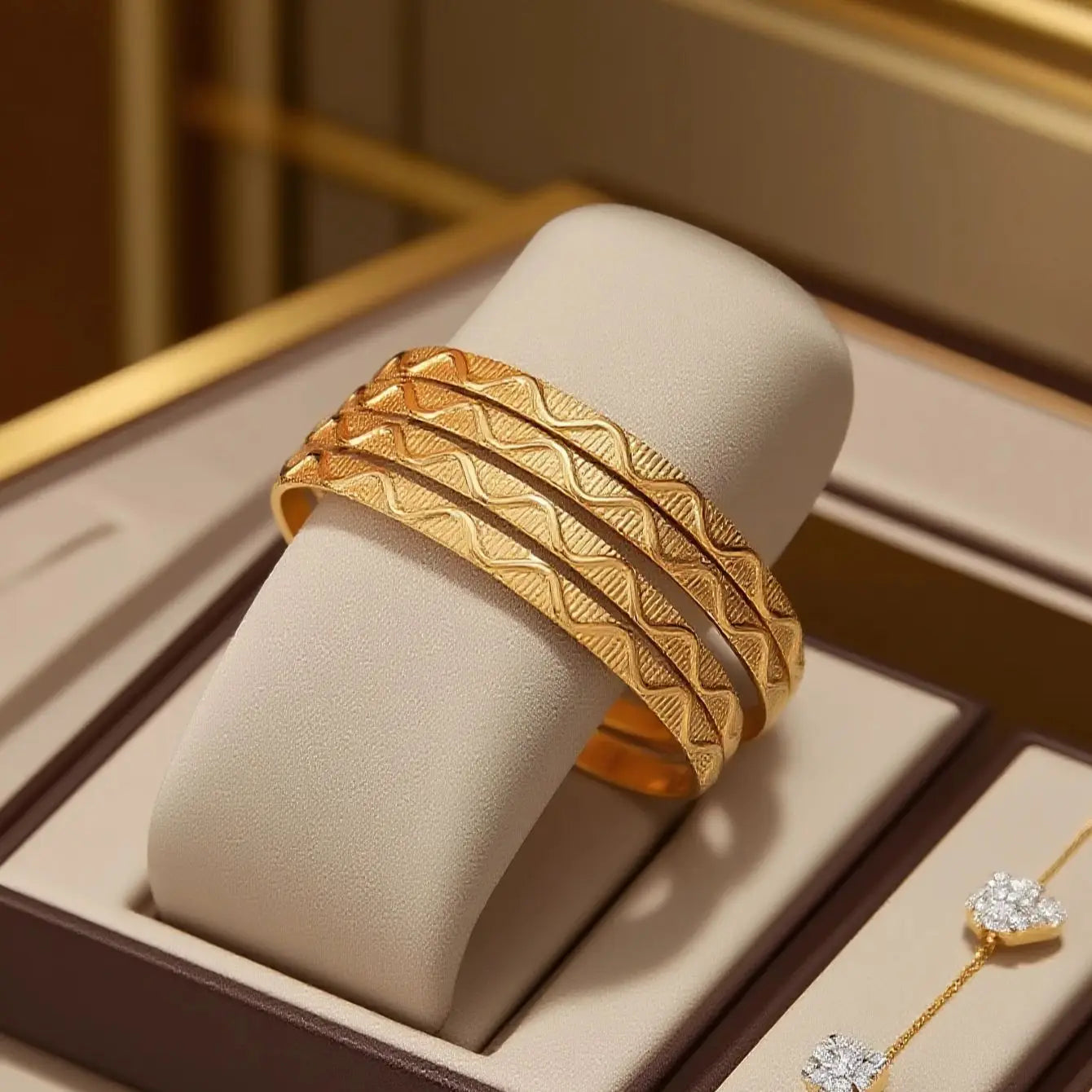 Herseygold Floral Elegance Cuff