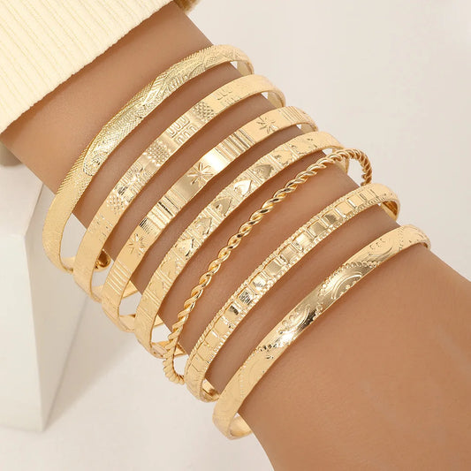 Golden Edge – SET DI  7 BRACCIALI PUNK RETRO IN ORO LUCIDO